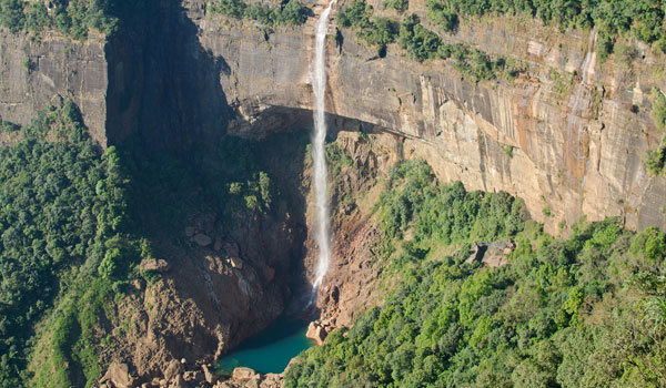 Nohkalikai Falls