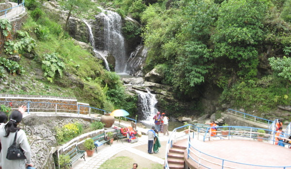 Rock Garden & Ganga Maya Park – A Peaceful Retreat 